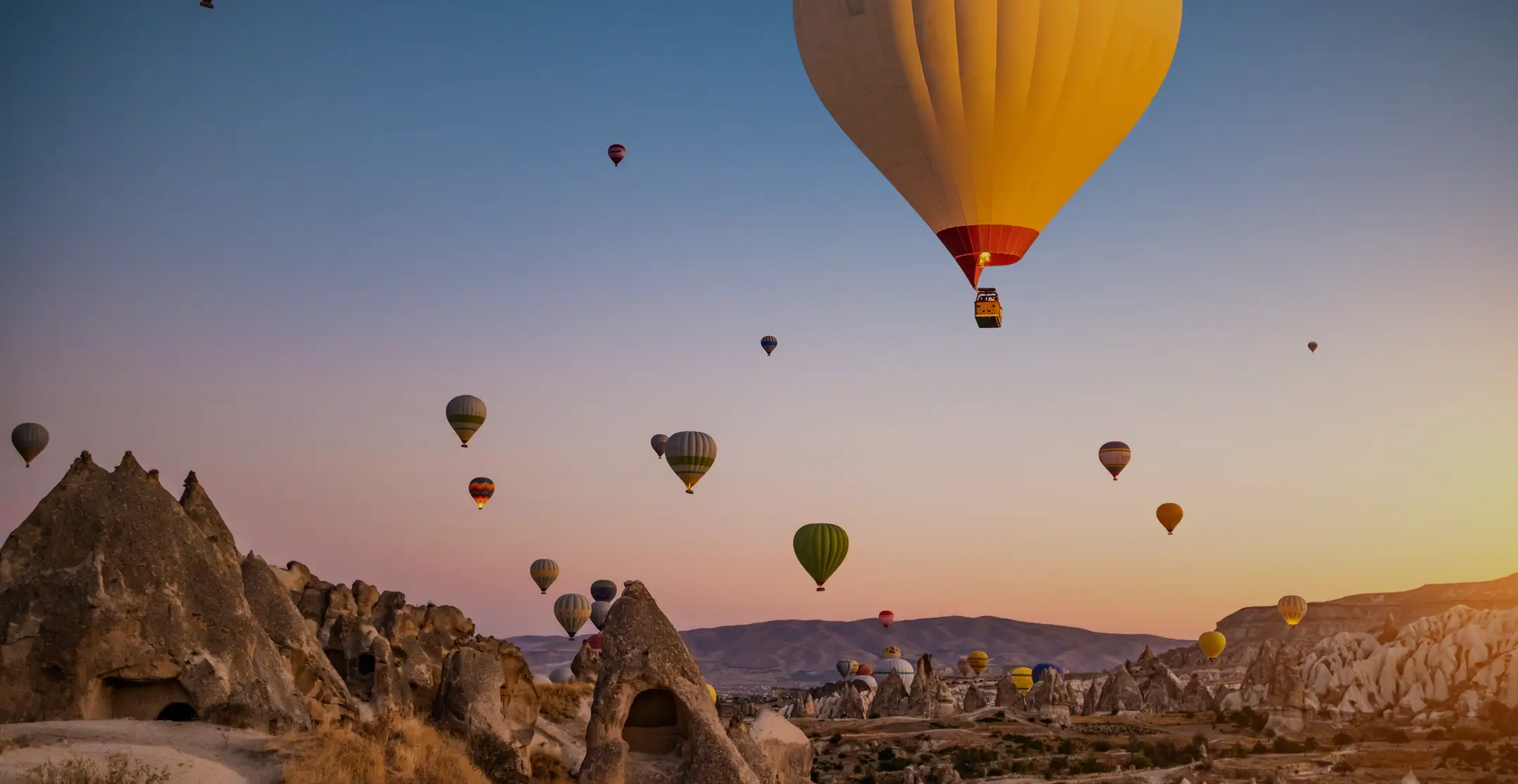 hot-air-balloons-festival-cappadocia-turkey